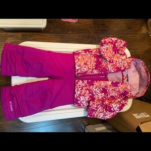 Columbia Buga Snowsuit Size 3T Like New